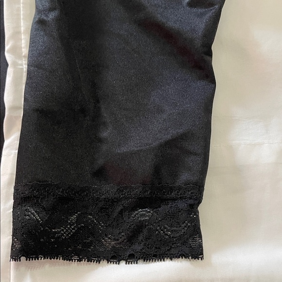 Shapewear - Picture 5 of 6